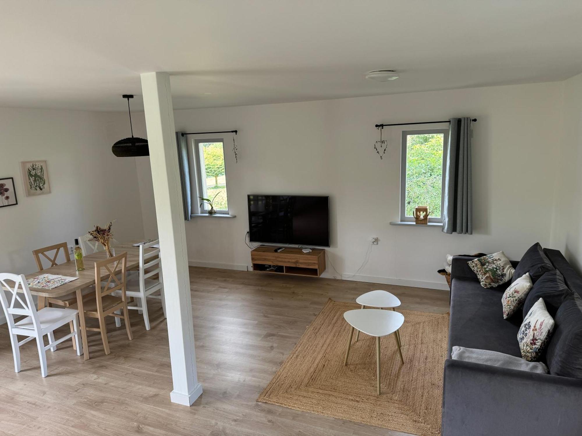 Camphouse Villa Chvalsiny Bagian luar foto